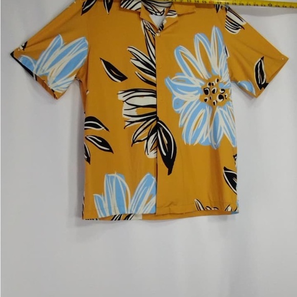 Zara Floral Short Sleeve Shirt in Yellow and Blue size L pre owned Exellent cond - Picture 1 of 9